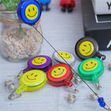 Porte-badges extensibles et rétractables Smileys 7 coloris - La Boutique Des Infirmières