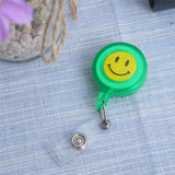 Porte-badges extensibles et rétractables Smileys vert - La Boutique Des Infirmières