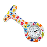 Montre à broche silicone pour infirmière motif 