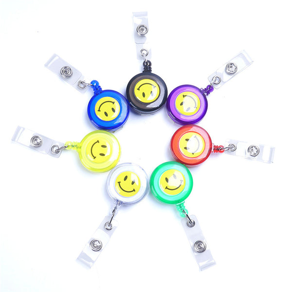Porte-badges extensibles et rétractables Smileys 7 coloris - La Boutique Des Infirmières
