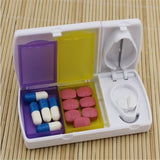 Pilulier de poche 2 compartiments avec coupe comprimés - matériel médical pour soignants